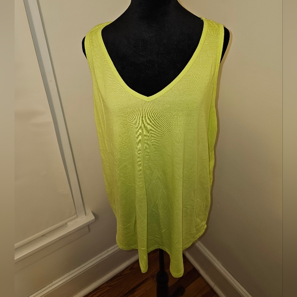 Torrid jersey classic fit tank top bight yellow/green size 2